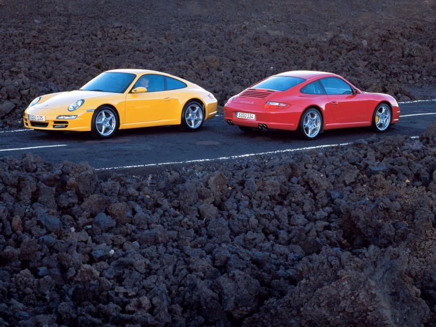  Porsche 911 Carrera 2005 года  (фото 15 из 35)